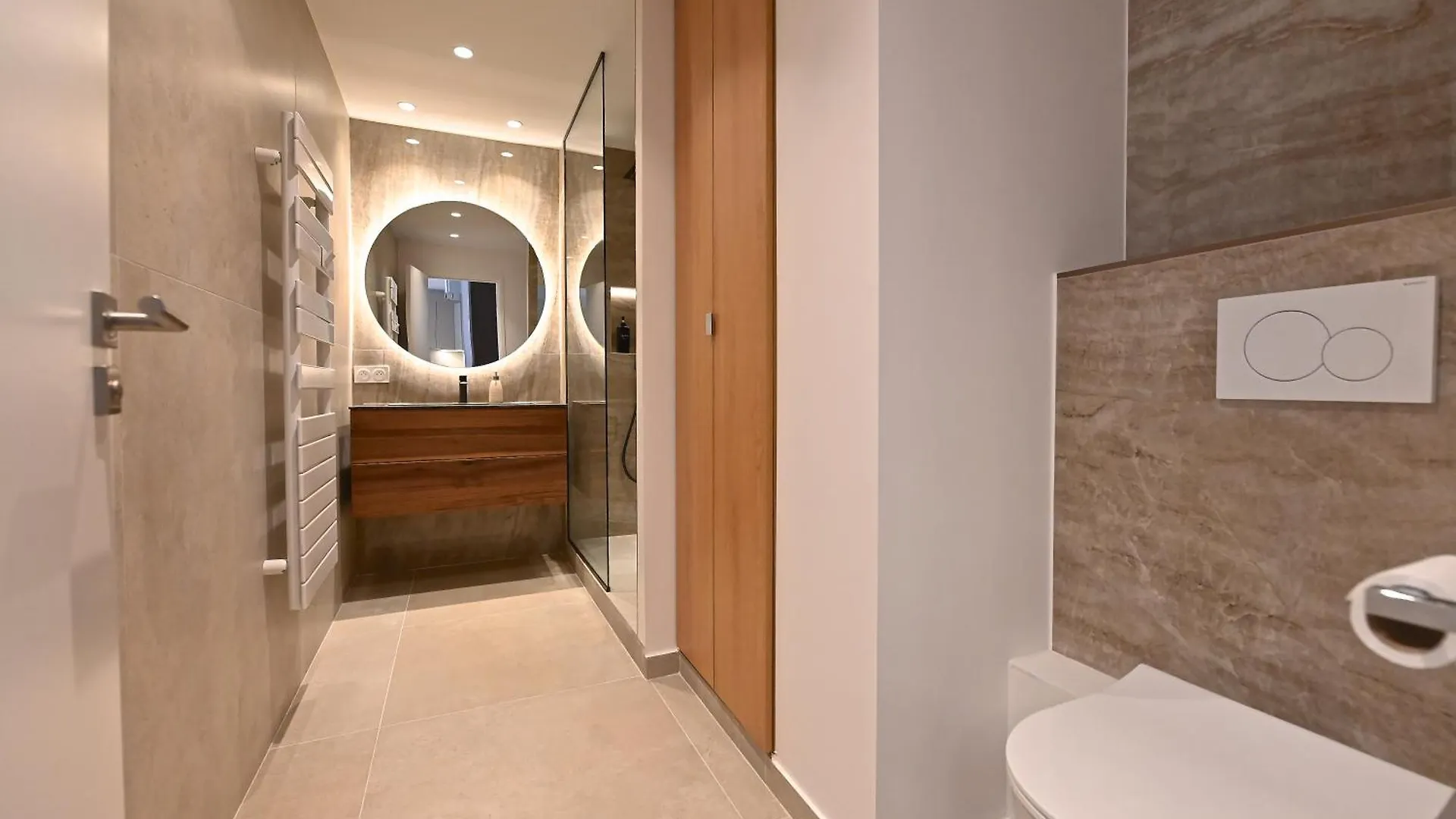 Daire Appartement Luxe Vue Mer Et Collines Avec Piscine Mandelieu Fransa